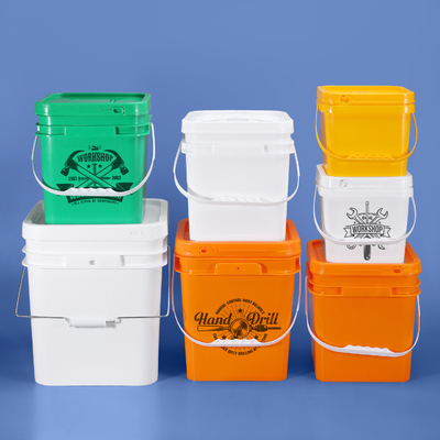 comprar Balde de suco de plástico de 20 kg com torneira para embalagens de bebidas Fabricação em linha