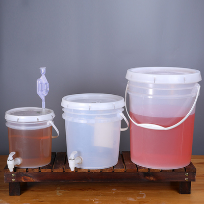Equipamento de cervejaria ecológico de 5 litros de capacidade Barris de vinho plástico Enzima Barril de cerveja com torneira